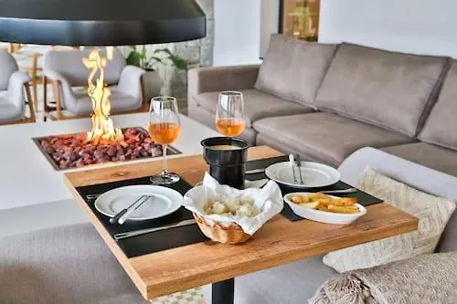 Отель Apartamento No Carpe Diem Boutique & Spa Кампус-ду-Жордау